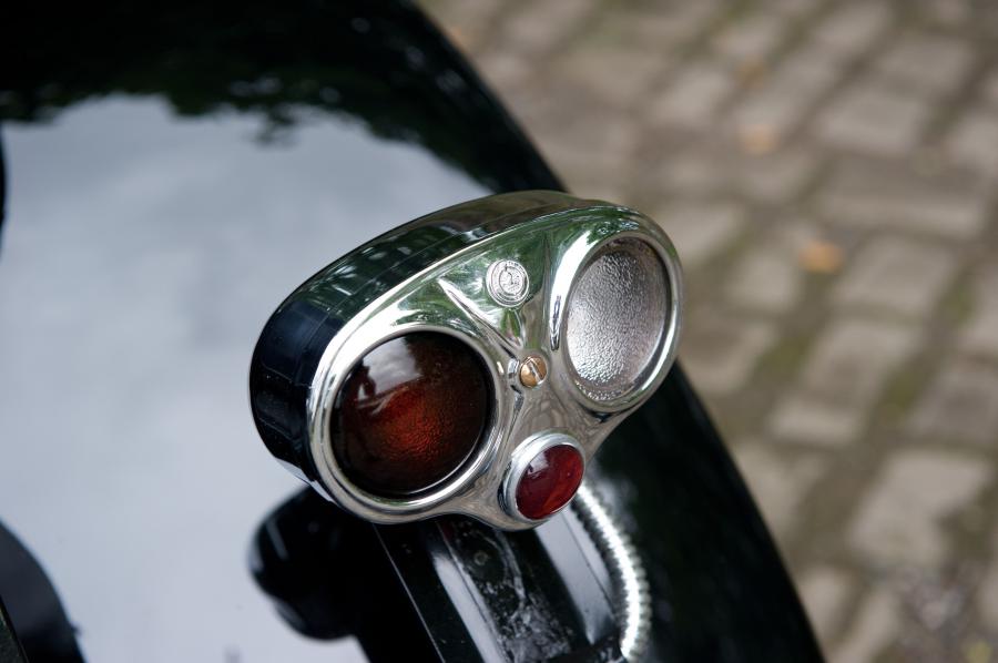  Jaguar SS100 2&frac12;-Litre Roadster 1936 года  (фото 8 из 30)